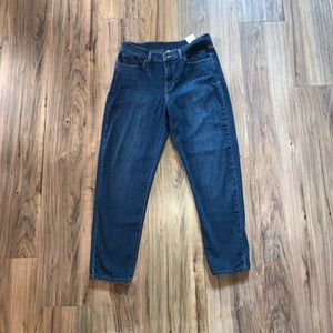 Levi’s mom jean